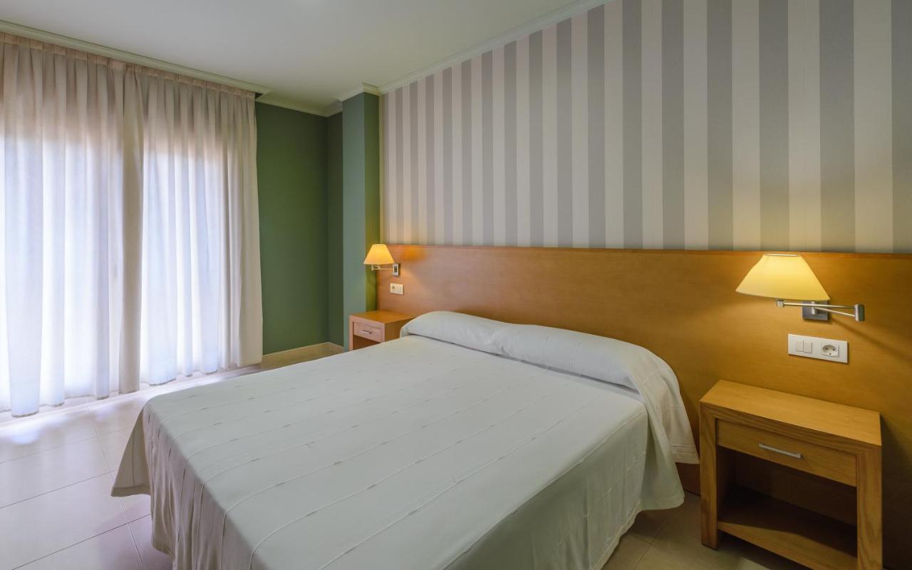 Apartamentos Trisquel Санхенхо Экстерьер фото
