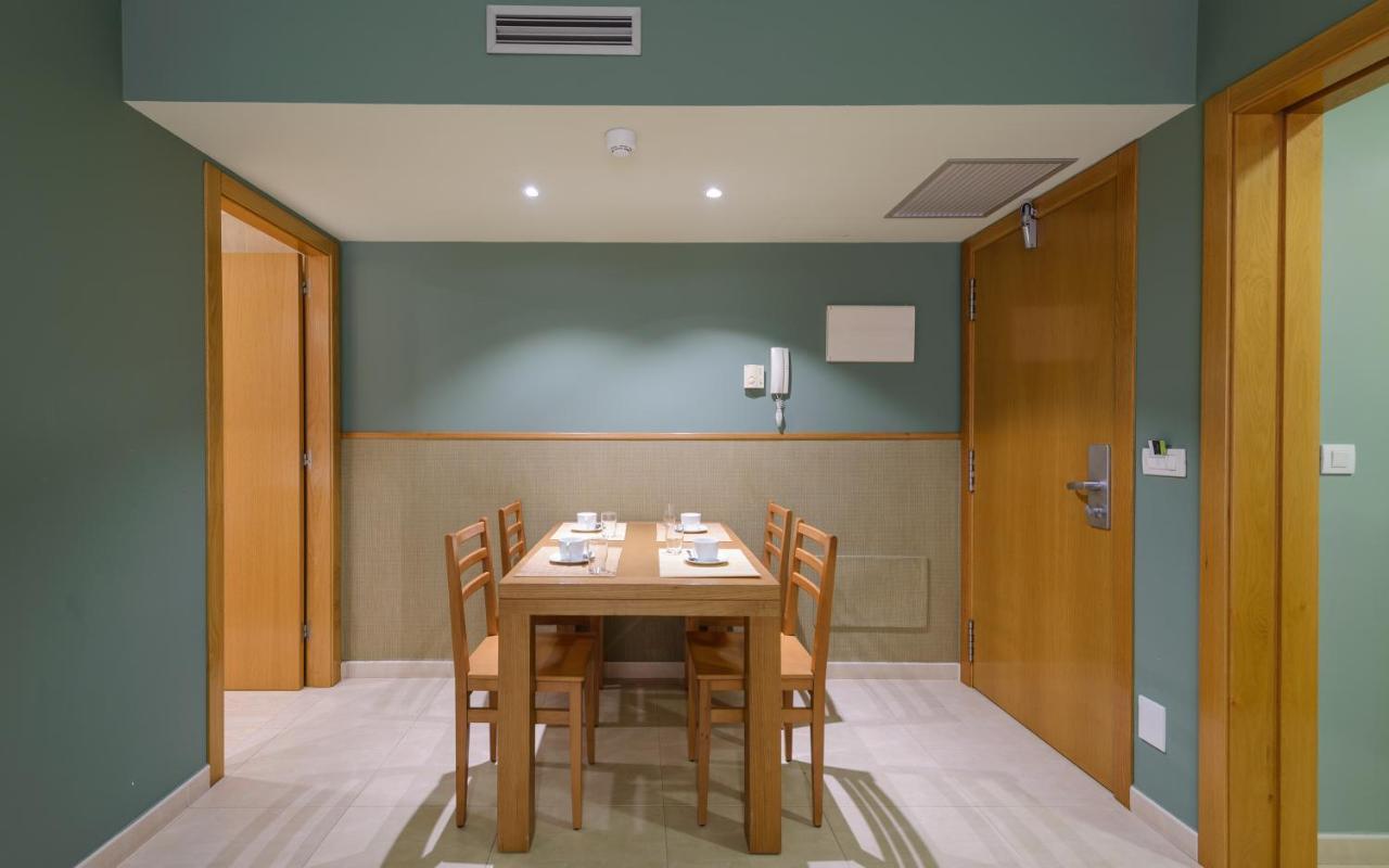 Apartamentos Trisquel Санхенхо Экстерьер фото