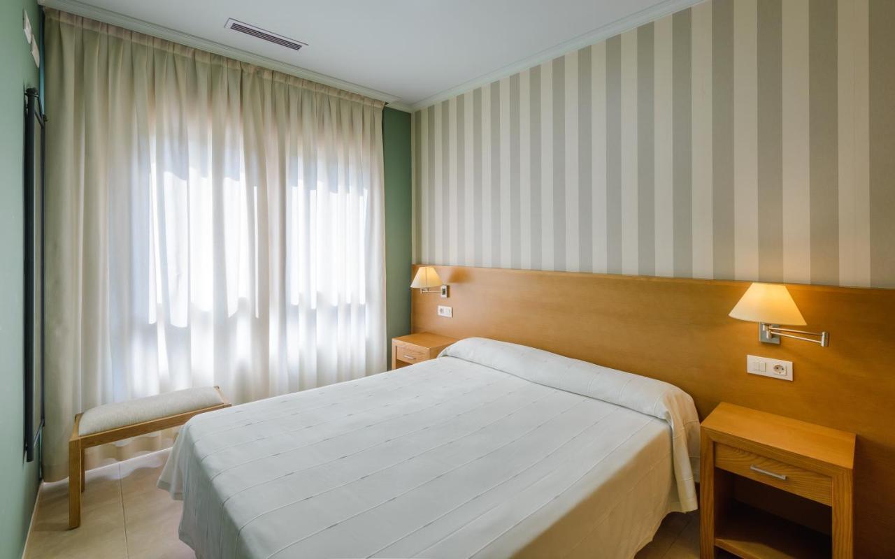 Apartamentos Trisquel Санхенхо Экстерьер фото