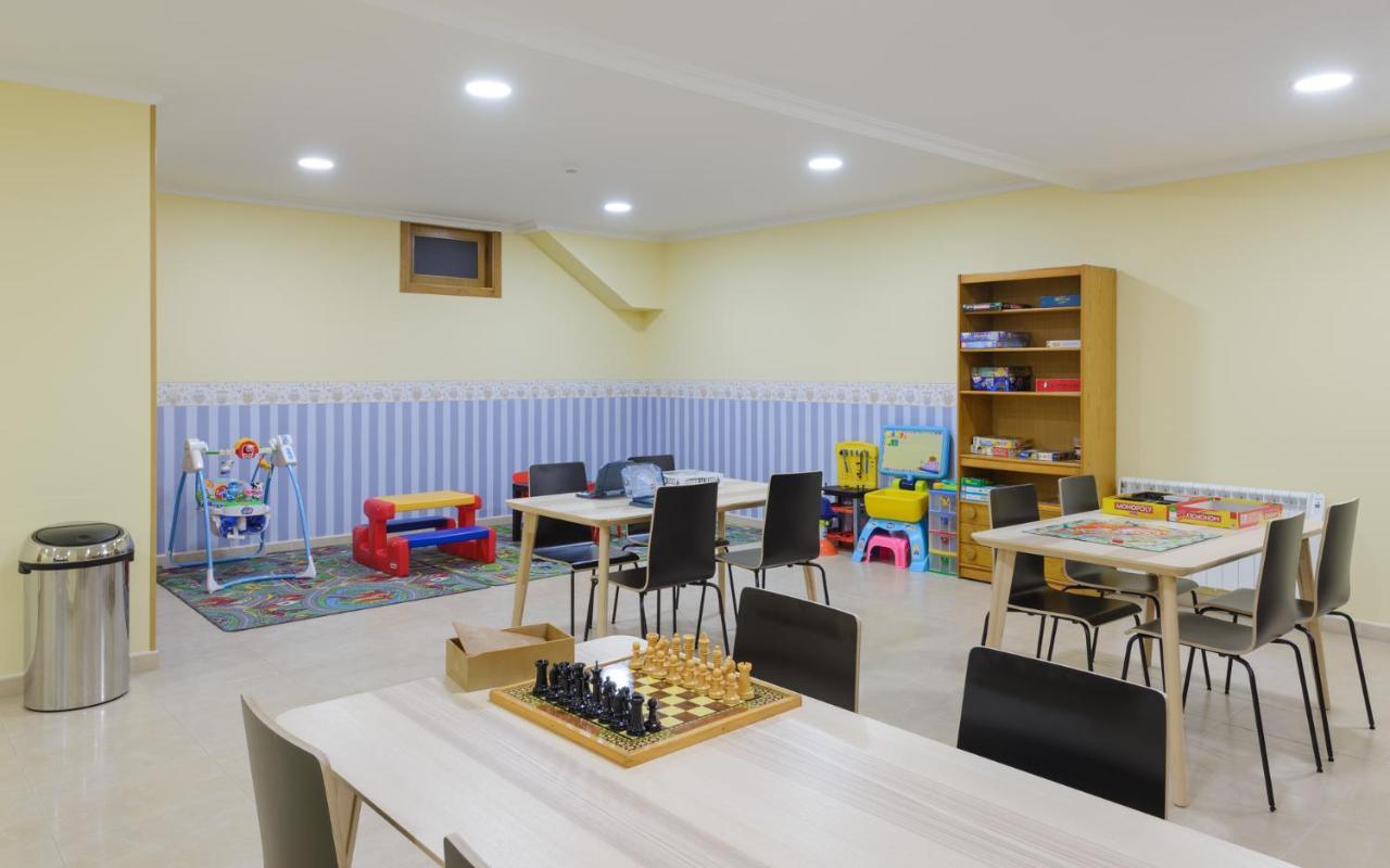 Apartamentos Trisquel Санхенхо Экстерьер фото