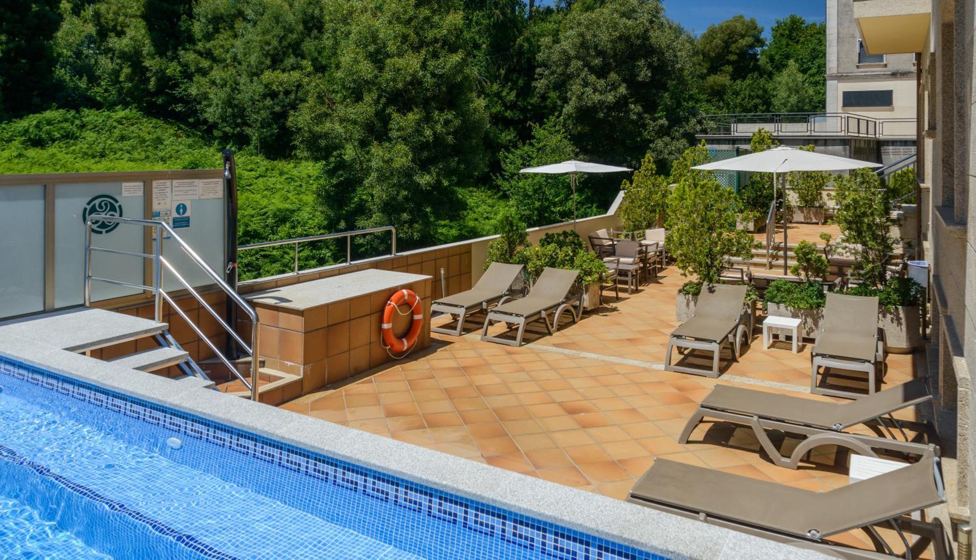 Apartamentos Trisquel Санхенхо Экстерьер фото